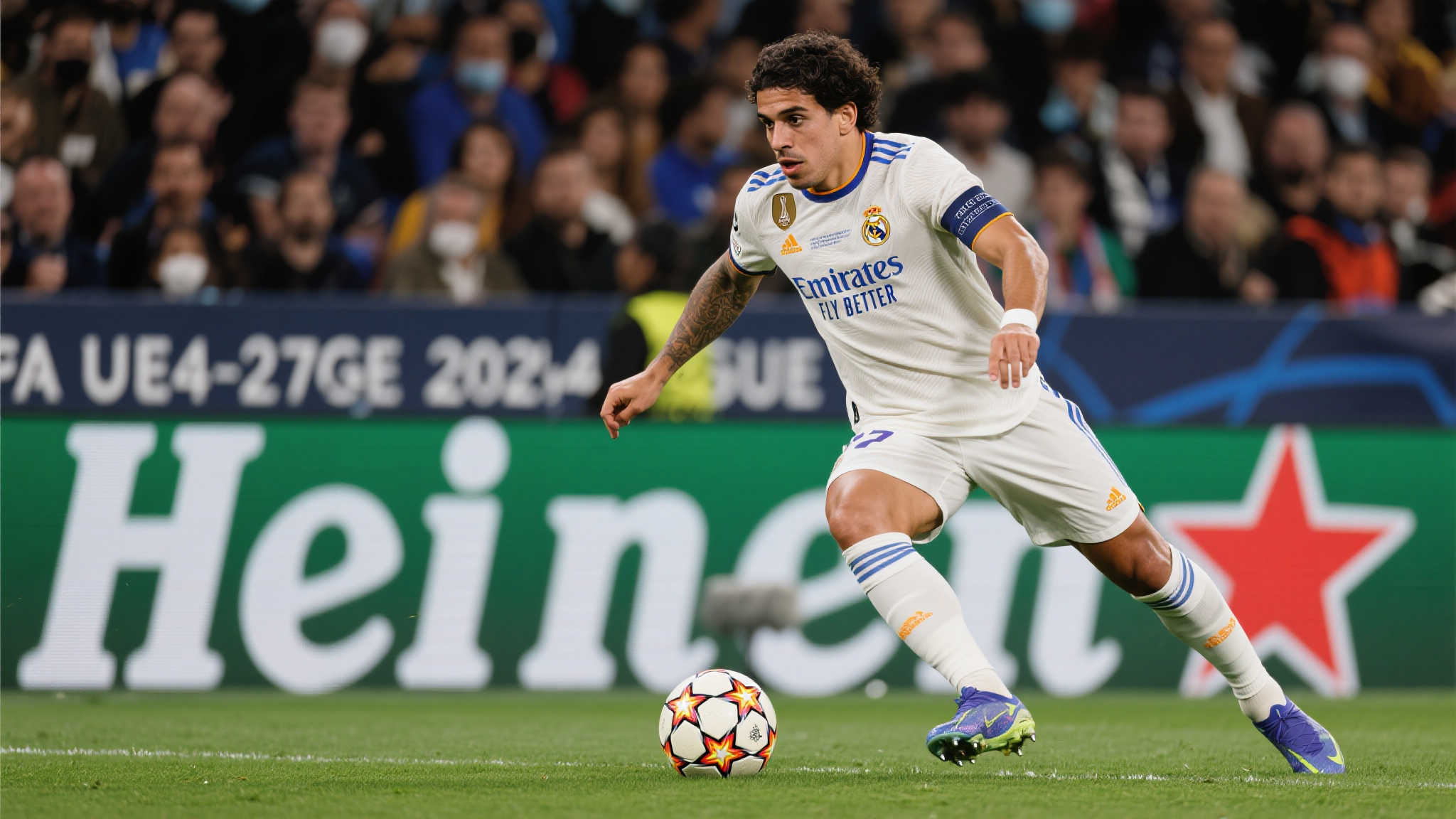 24/25赛季欧冠拦截王:巴尔韦德力压群雄以27次居榜首 欧冠作为全球最具关注度的足球赛事之一,每个赛季都能